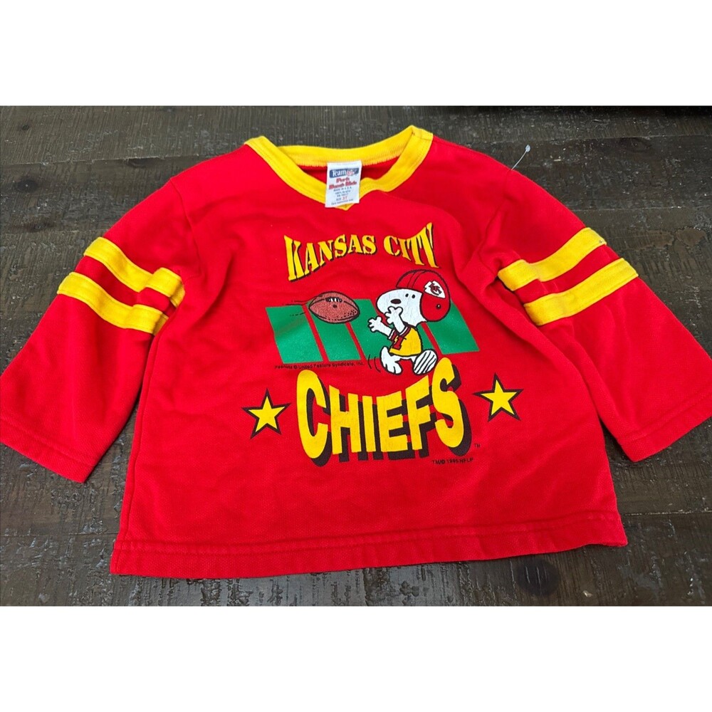 Vintage 90’s NFL Kansas City Chiefs Snoopy Sweatshirt Football 3T Made In USA